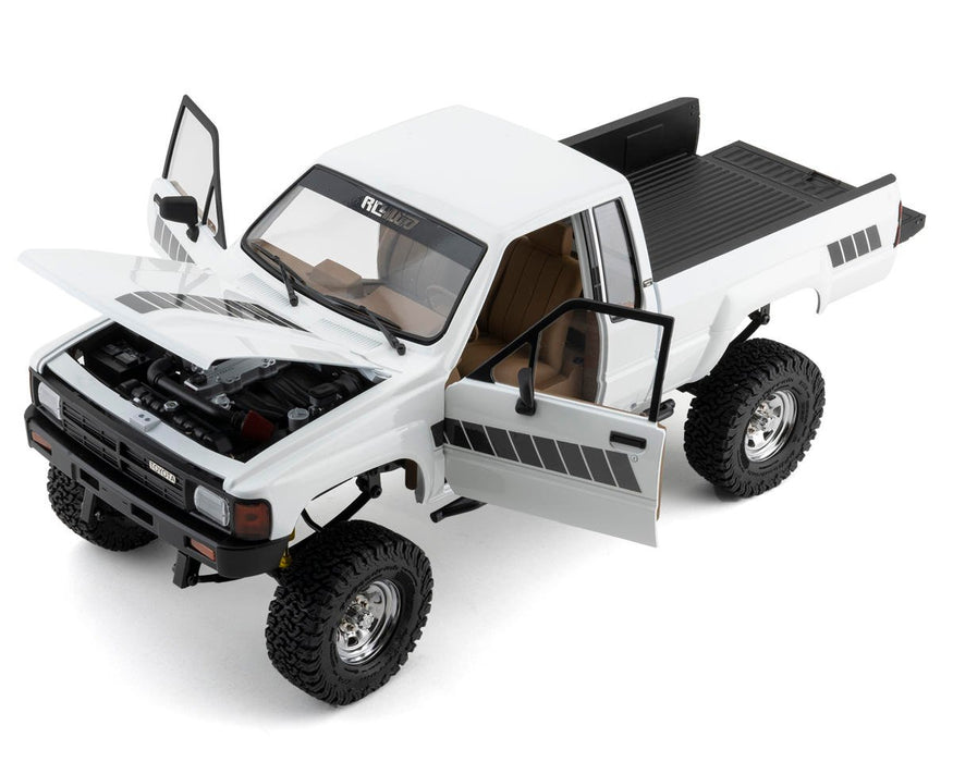 RC4WD Trail Finder 2 LWB w/ 1987 Toyota XtraCab Hard Body Set (White) PNP